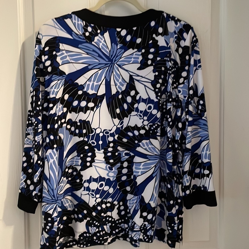 Alfred Dunner size medium top - Picture 2 of 5